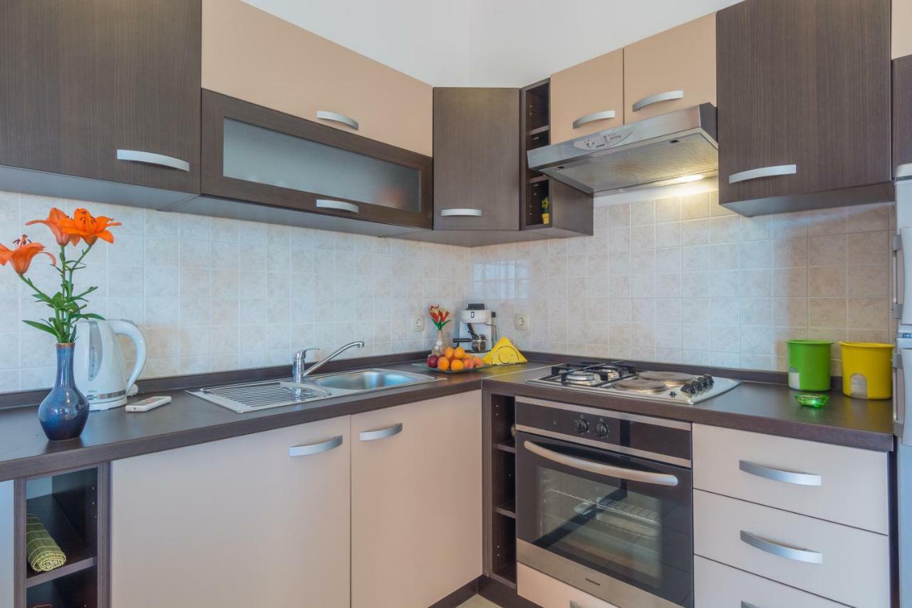 Apartments Lotus Sukošan المظهر الخارجي الصورة