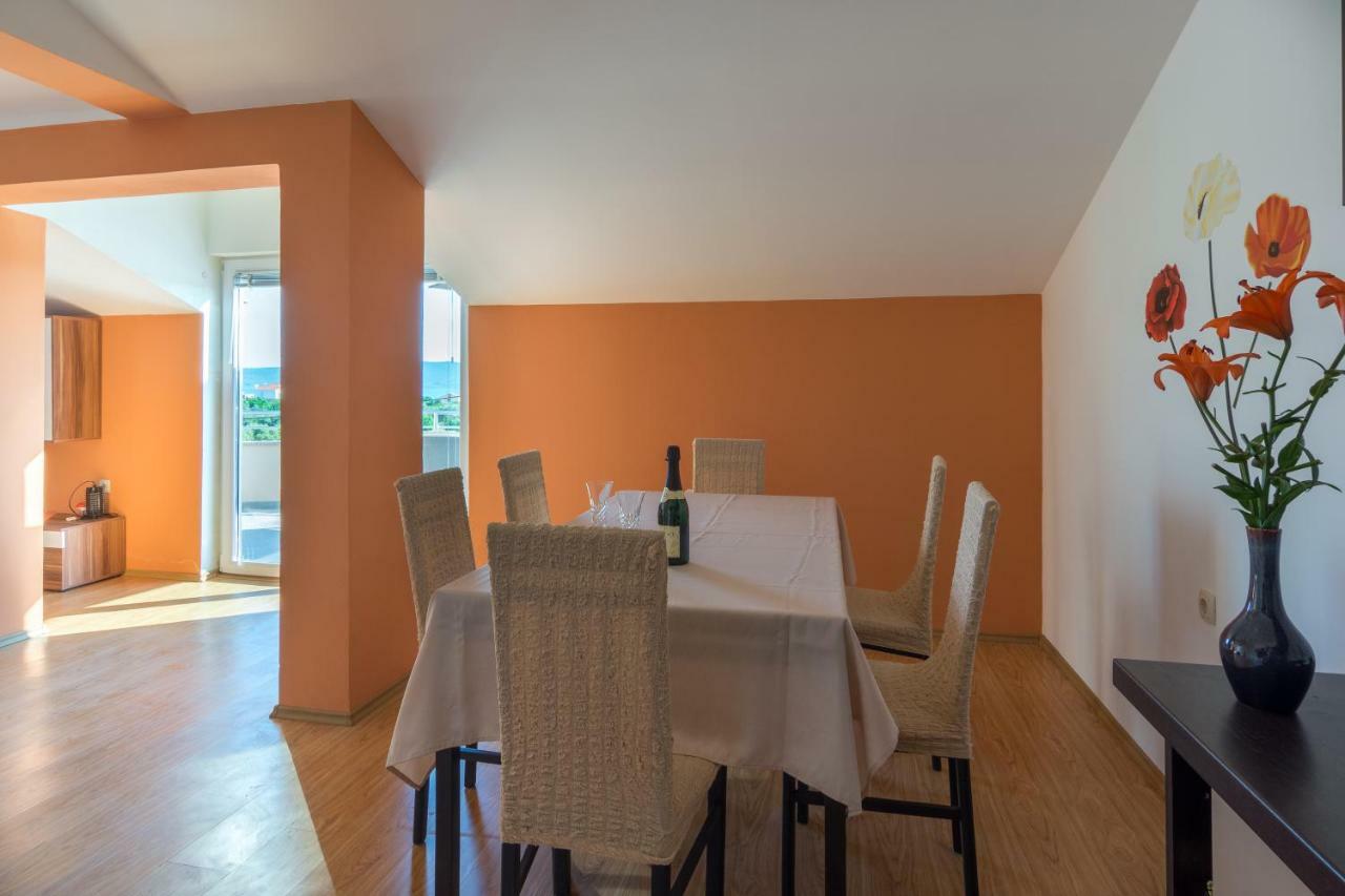 Apartments Lotus Sukošan المظهر الخارجي الصورة