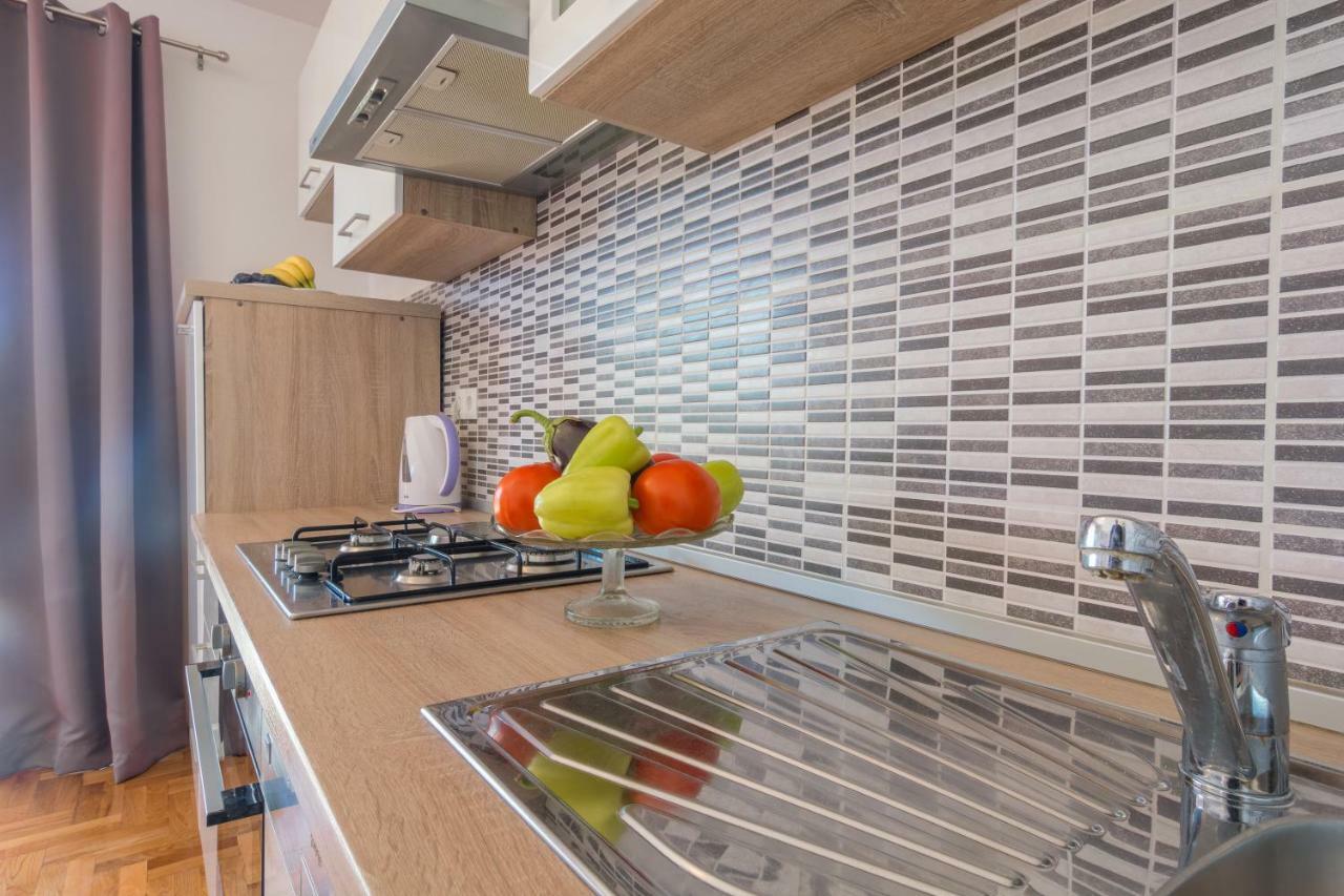Apartments Lotus Sukošan المظهر الخارجي الصورة