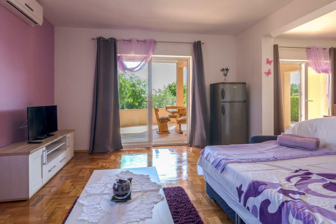 Apartments Lotus Sukošan المظهر الخارجي الصورة