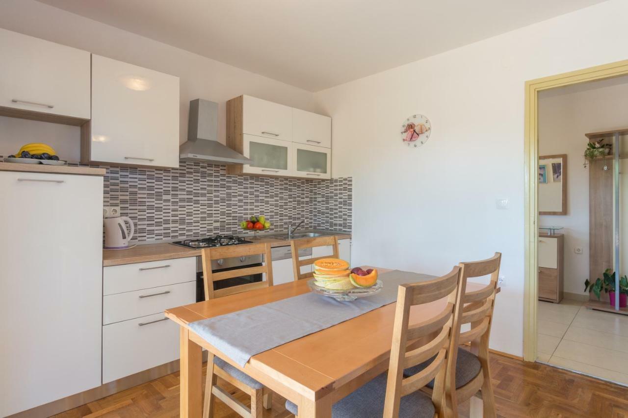 Apartments Lotus Sukošan المظهر الخارجي الصورة