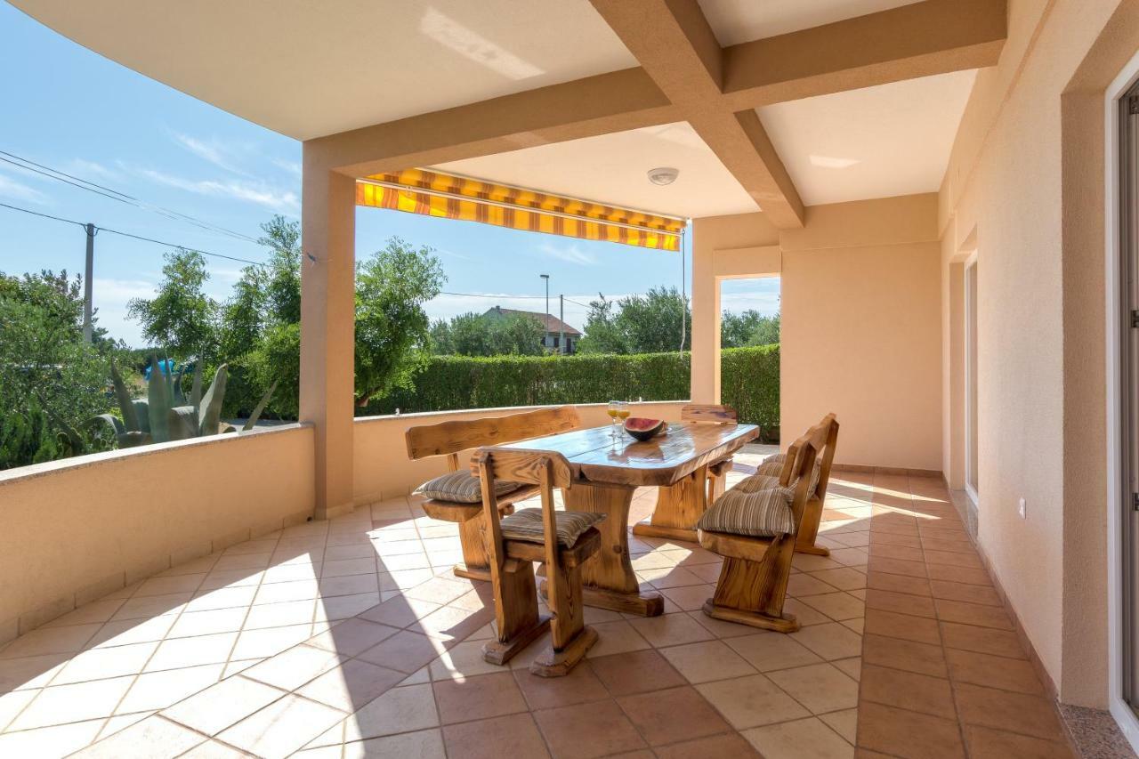 Apartments Lotus Sukošan المظهر الخارجي الصورة