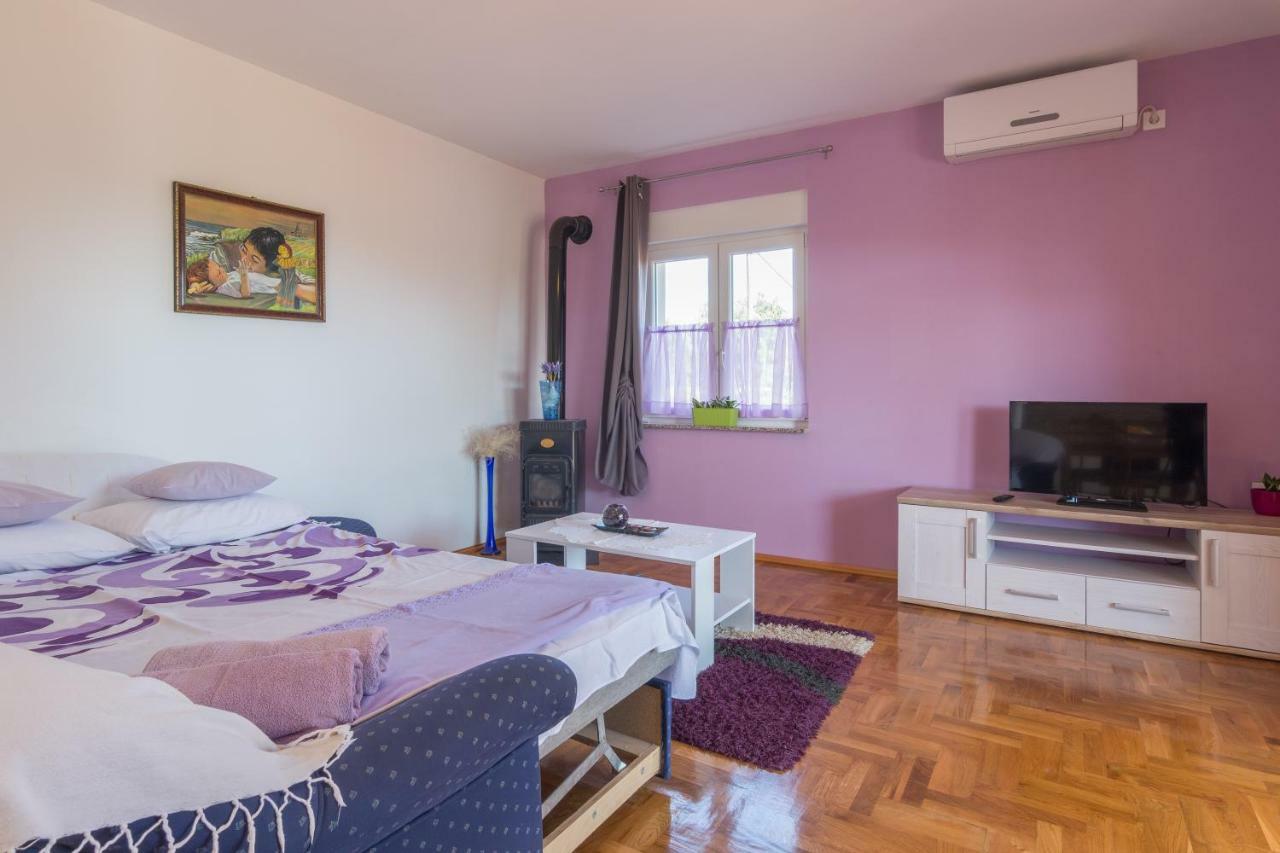 Apartments Lotus Sukošan المظهر الخارجي الصورة