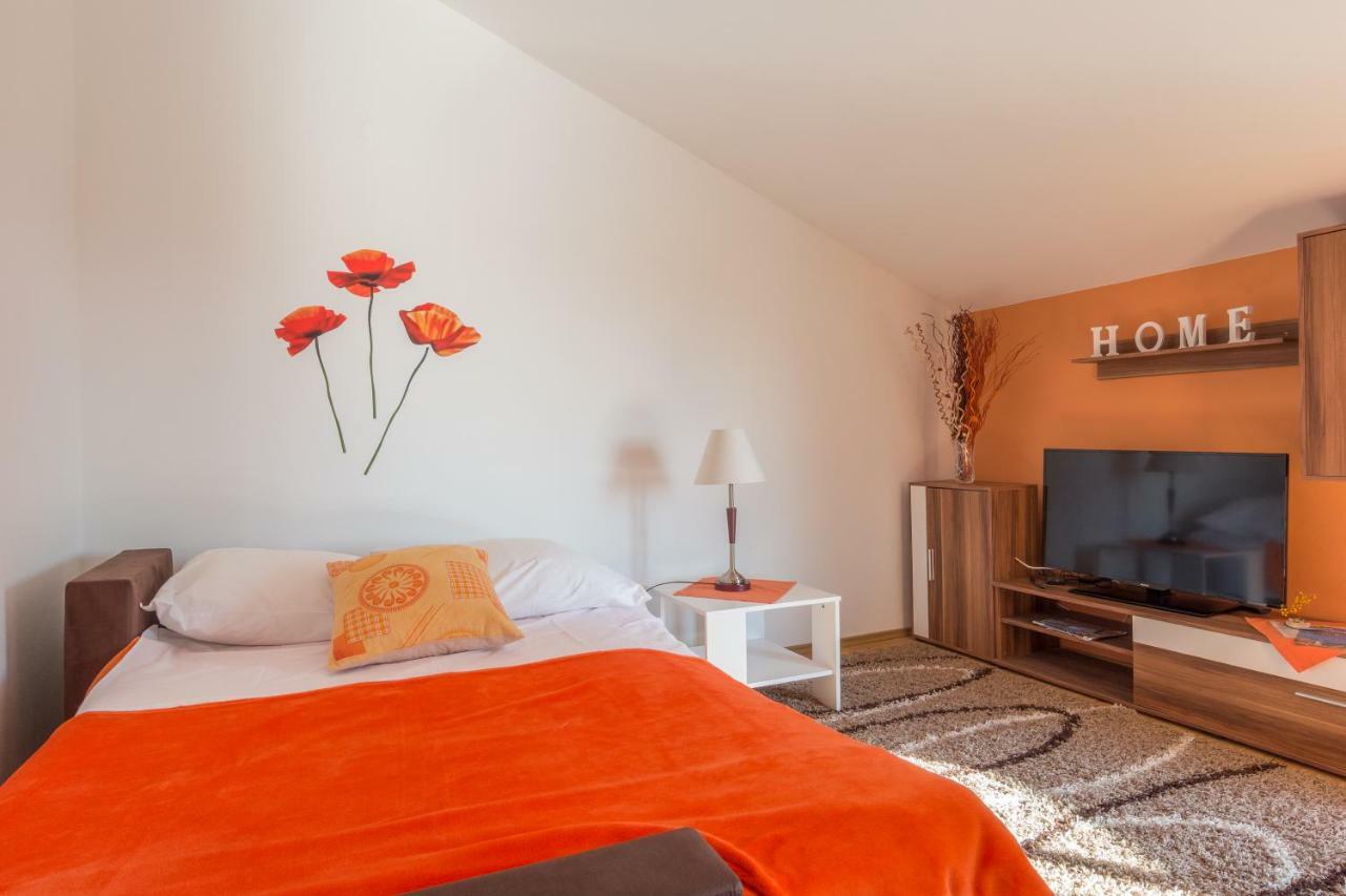 Apartments Lotus Sukošan المظهر الخارجي الصورة